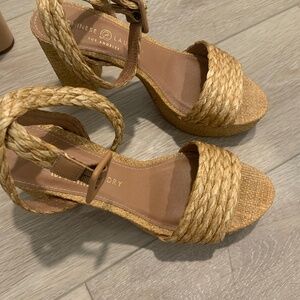 Wedge heels